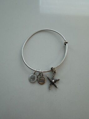 Alex and Ani Silver Starfish Charm Bangle - Silver